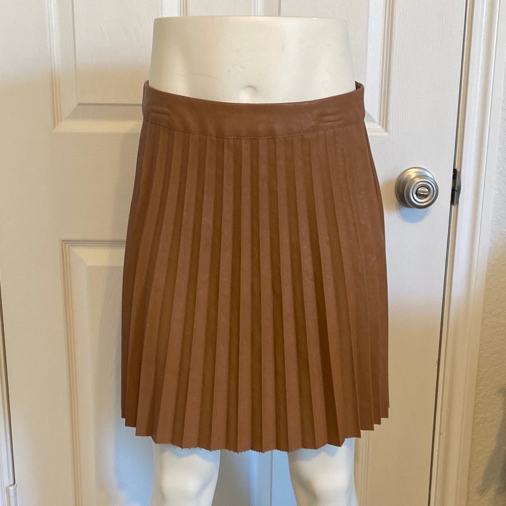 Brown Mini Skater Skirt with Pleats